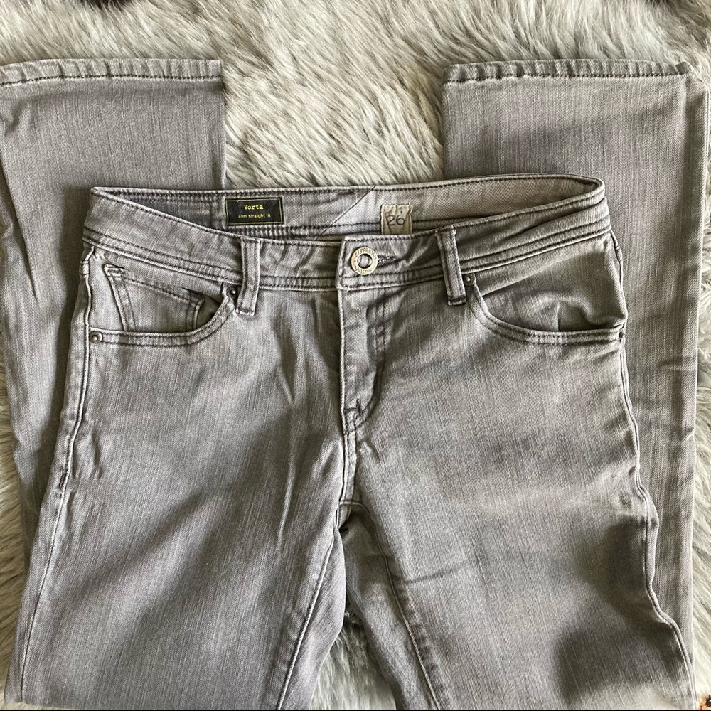 Women’s  Volcom Vorta Slim Straight Fit Jeans